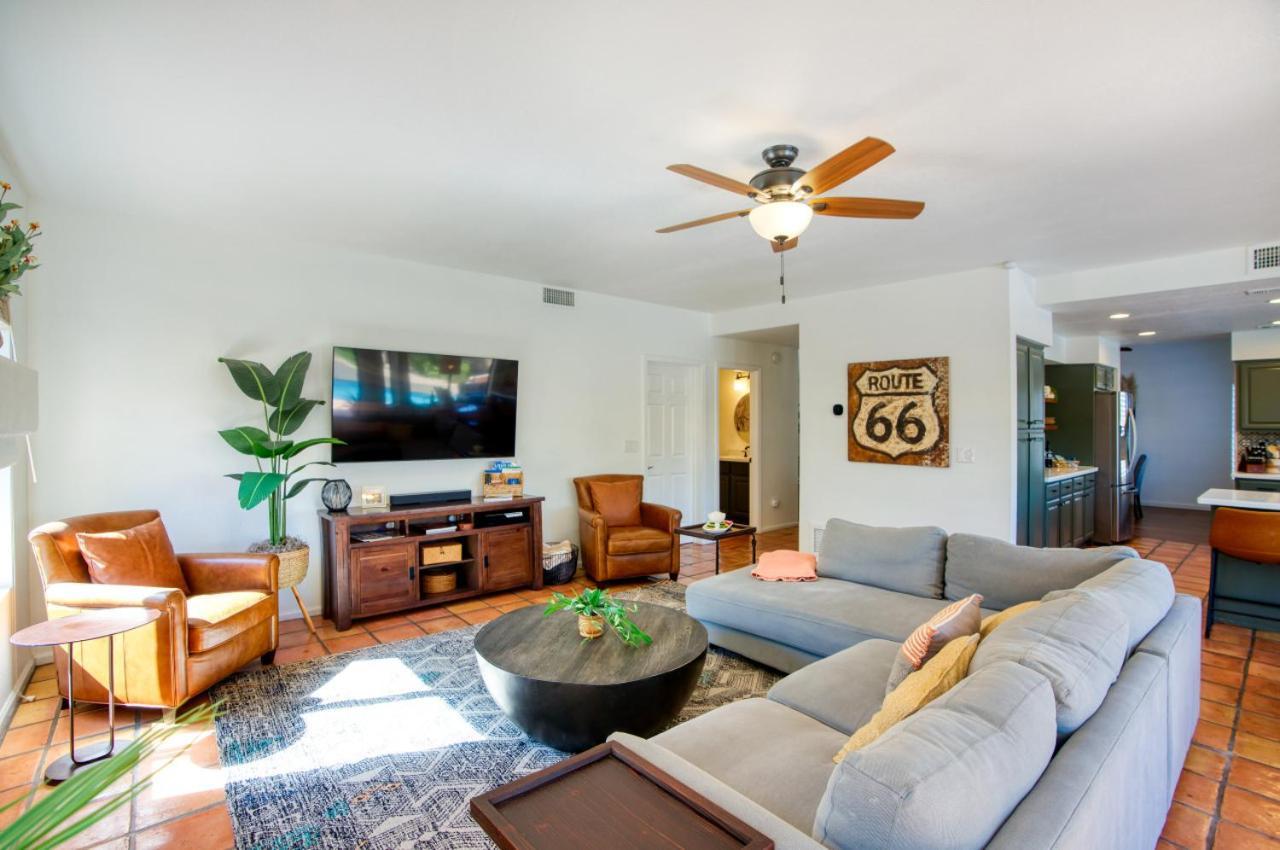 Upscale Abode Walk To South Mountain Park Phoenix